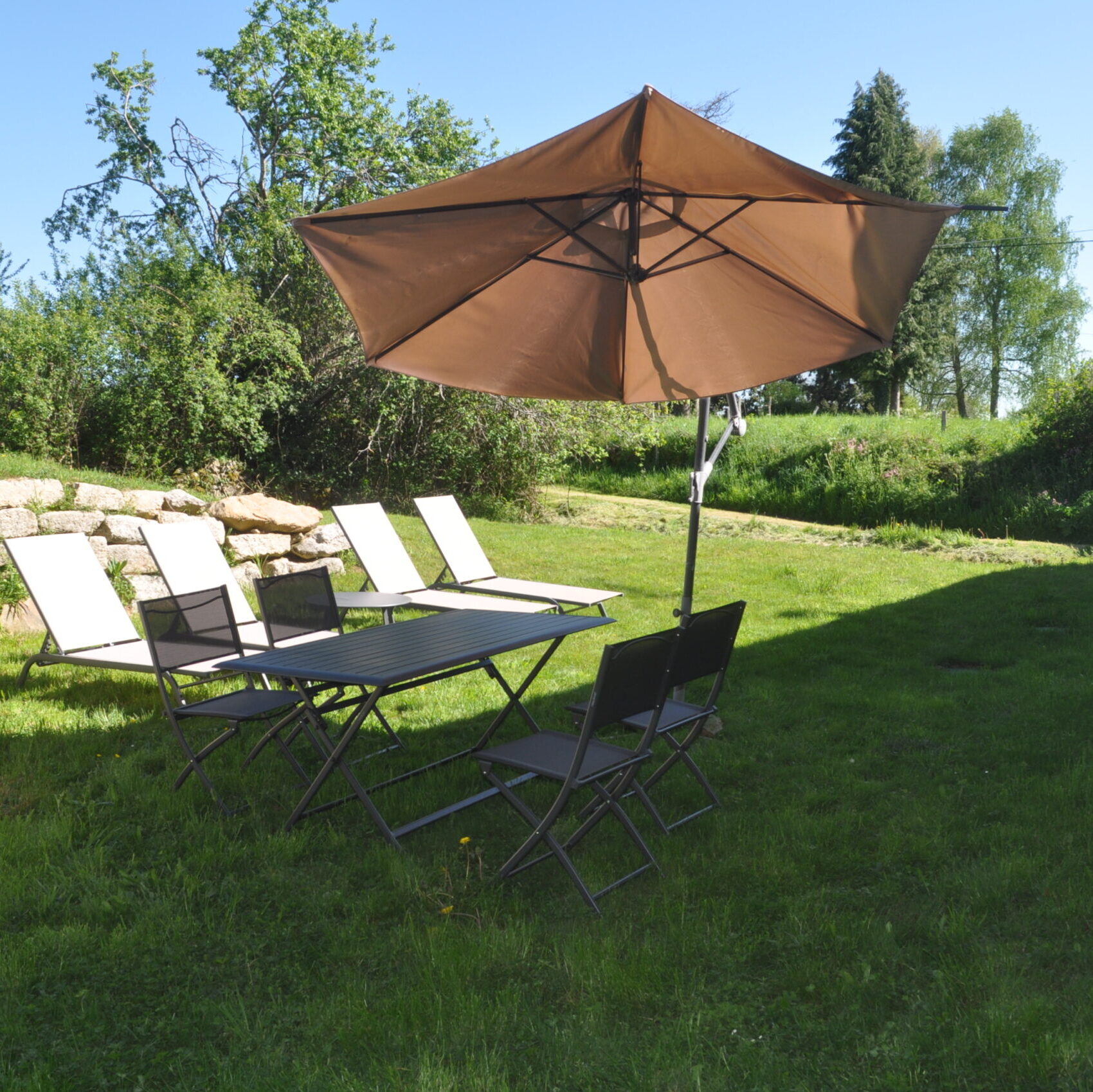 Creusoé-Robinson-Jardin-02